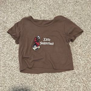 BRANDY MELVILLE little switzerland cropped top